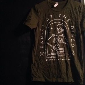 Panic at the disco! Death of a bachelor tour shirt